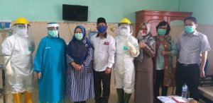 Paslon HATIMU Jalani Swab Test di RSUD Luwuk