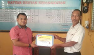 Anggota DPR-RI Komisi X F-PKS Dapil Sulteng Berikan Bantuan PIP