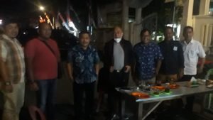 Bupati Amirudin Ngopi Bareng di Teluk Lalong