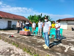 Bupati Banggai Kukuhkan Tim Relawan Covid-19 Kecamatan Moilong