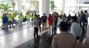 Tuntut Hak, Puluhan Buruh Datangi DPRD