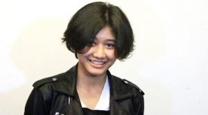 Amel Gadis Mirip Nike Ardila Rilis Single Kedua