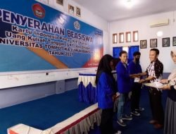 Rektor Untika Salurkan Beasiswa Kepada 516 Mahasiswa