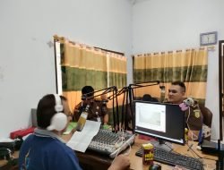 Kenalkan Kejaksaan, Kejari Balut Sapa Warga Melalui Radio
