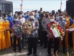 Rapat MPS Ke-IV GKLB, Bupati Banggai Sumbang Rp.100 Juta Pembangunan Gereja Golgota