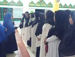 Lantik Pengurus Perwis di Dua Kecamatan, Sulianti: Tingkatkan Program, Peka Tehadap Kondisi Masyarakat