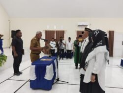 Bupati Sofyan Kaepa Lantik Delapan Pejabat Administrator