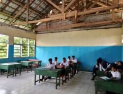 Di Bangkep, Belasan Anak Bertaruh Nyawa Demi Tetap Bersekolah