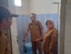 Tak Menunggu Lama, Camat Turunkan Tim Inspeksi Sarana Sanitasi PKM Hunduhon
