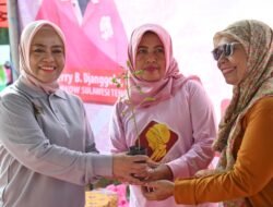 Sekda Sulteng Buka BKOW Fair 2025: Perempuan Berdaya Menuju Indonesia Emas 2045