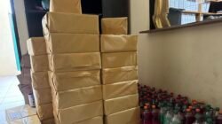 PT KLS Salurkan Ratusan Paket Bingkisan Natal untuk Karyawan