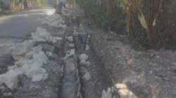 Warga Pertanyakan Papan Informasi Proyek Drainase di Dusun Dua Matanyo