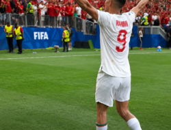 Singa Atlas Mengaum di Houston