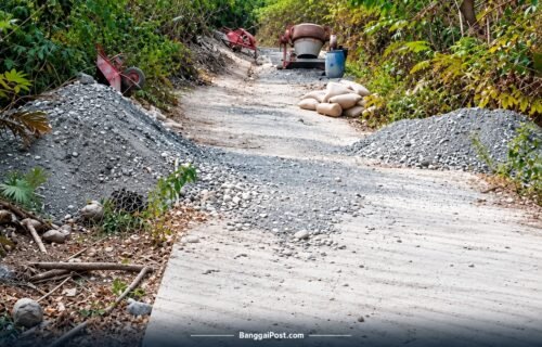 Warga Keluhkan Penutupan Total Jalan Rabat Beton di Desa Tanotu Balantak 