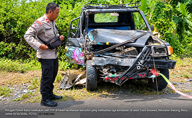 Pikap Tabrak Truk Molen di Trans Sulawesi Bakung Batui, Dua Pengemudi Dilarikan ke Faskes